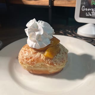 Peaches & Creme Burlee Donut